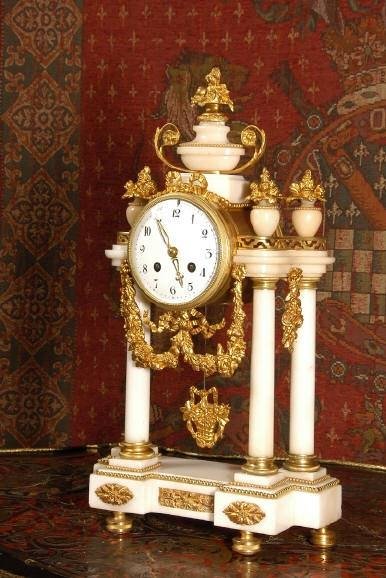 fig 1. ***** SOLD ***** Antique Brass Drum Head Table Clock. French - Circa 1880.